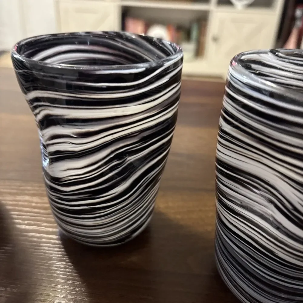 Murano Style Hand Blown glass vintage tumblers Mid Century Modern Black And Whte